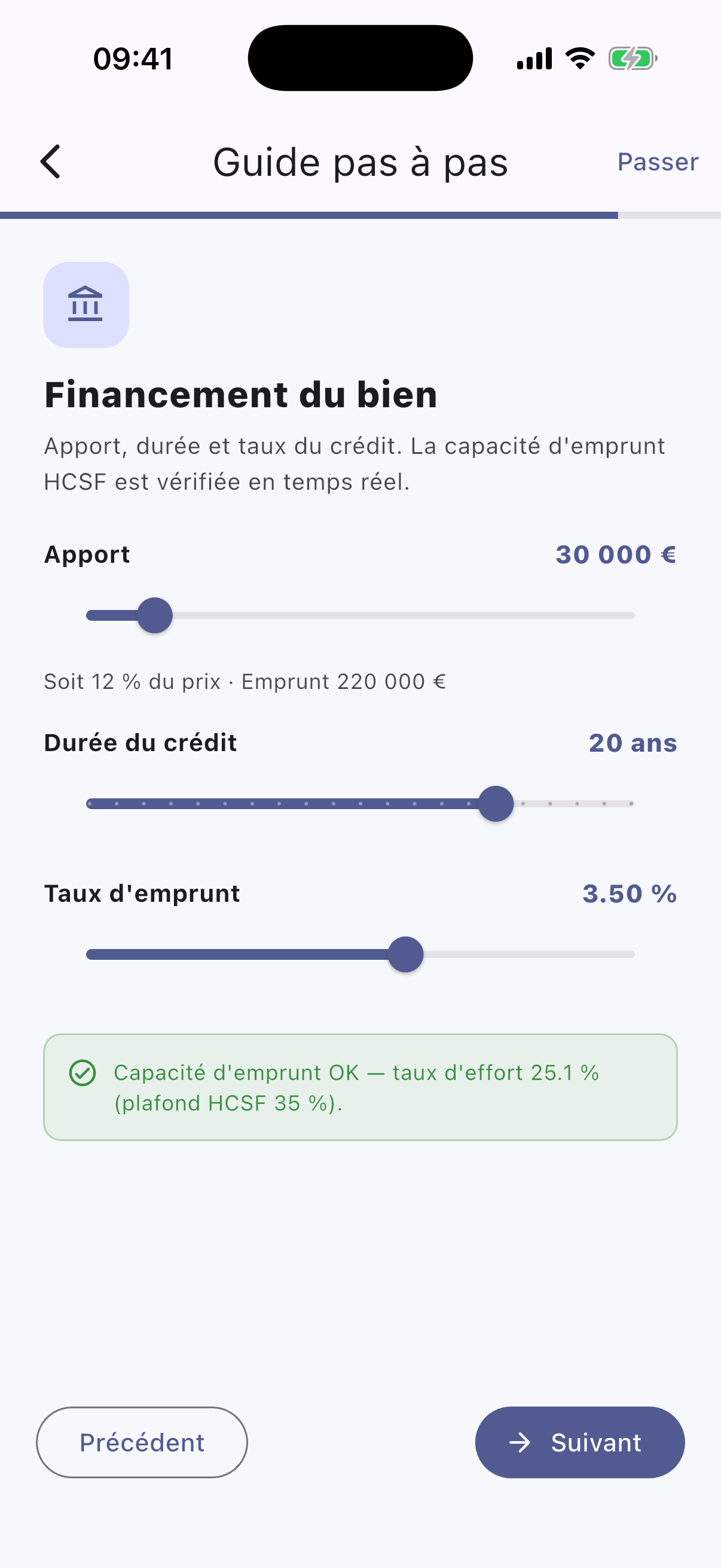 Étape financement du wizard avec bandeau HCSF affichant le taux d'effort en temps réel
